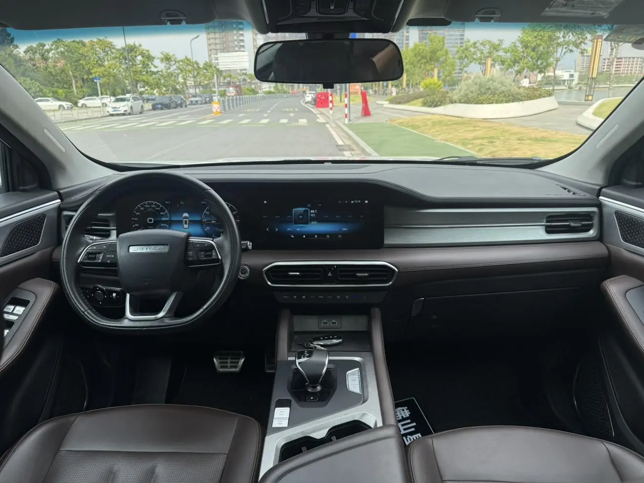 Jetour X90 PLUS 2021 1.6TD DCT