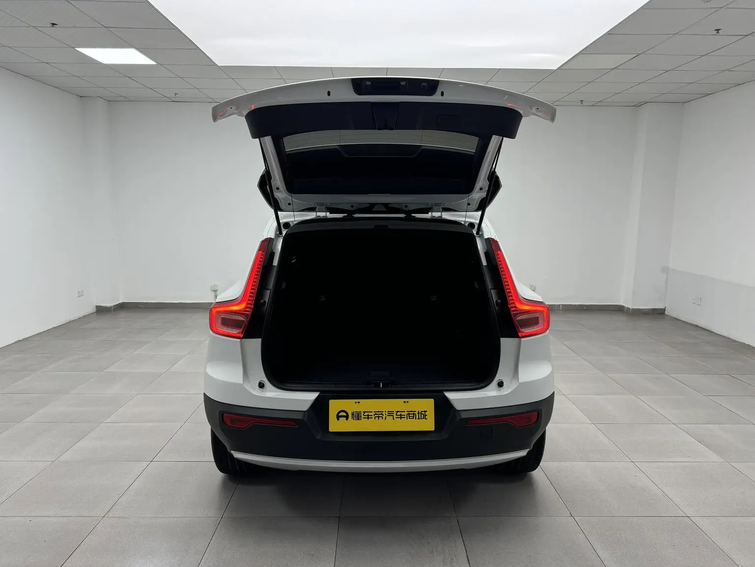 Volvo XC40 2021 T4 4WD Smart Drive Fashion