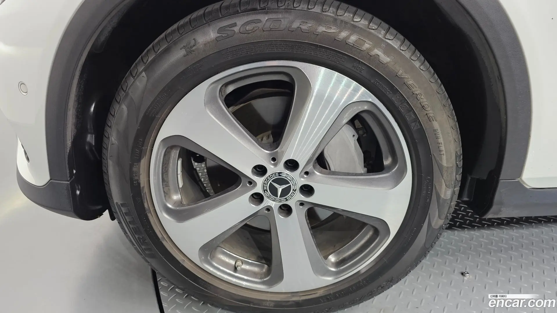 Mercedes-Benz GLC-Class GCL300 4MATIC Coupe