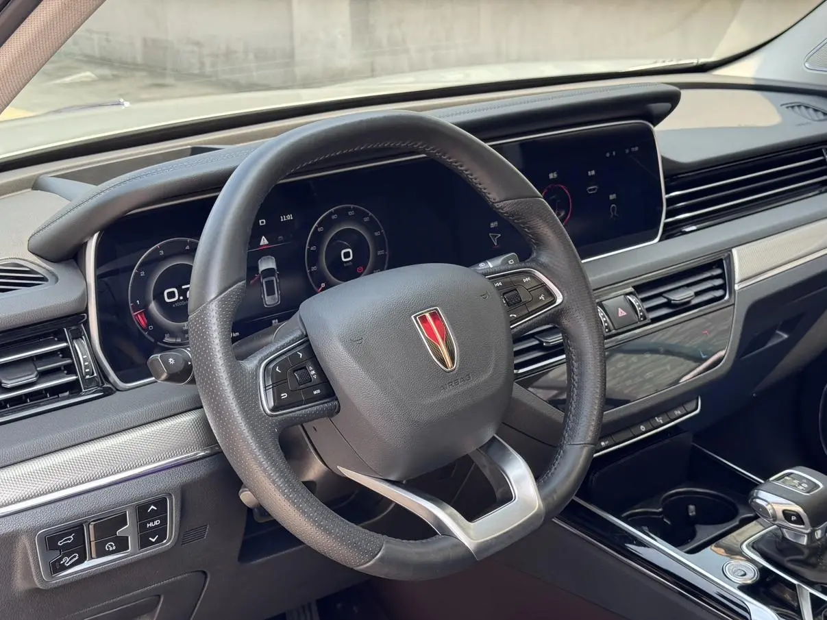 Hongqi HS5 2022 2.0T Smart Connected Flagship Joy
