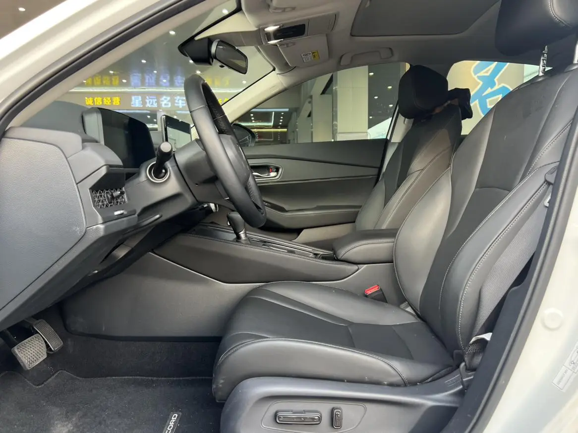 Honda Accord 2025 Sharp T Dynamic 260TURBO Luxury