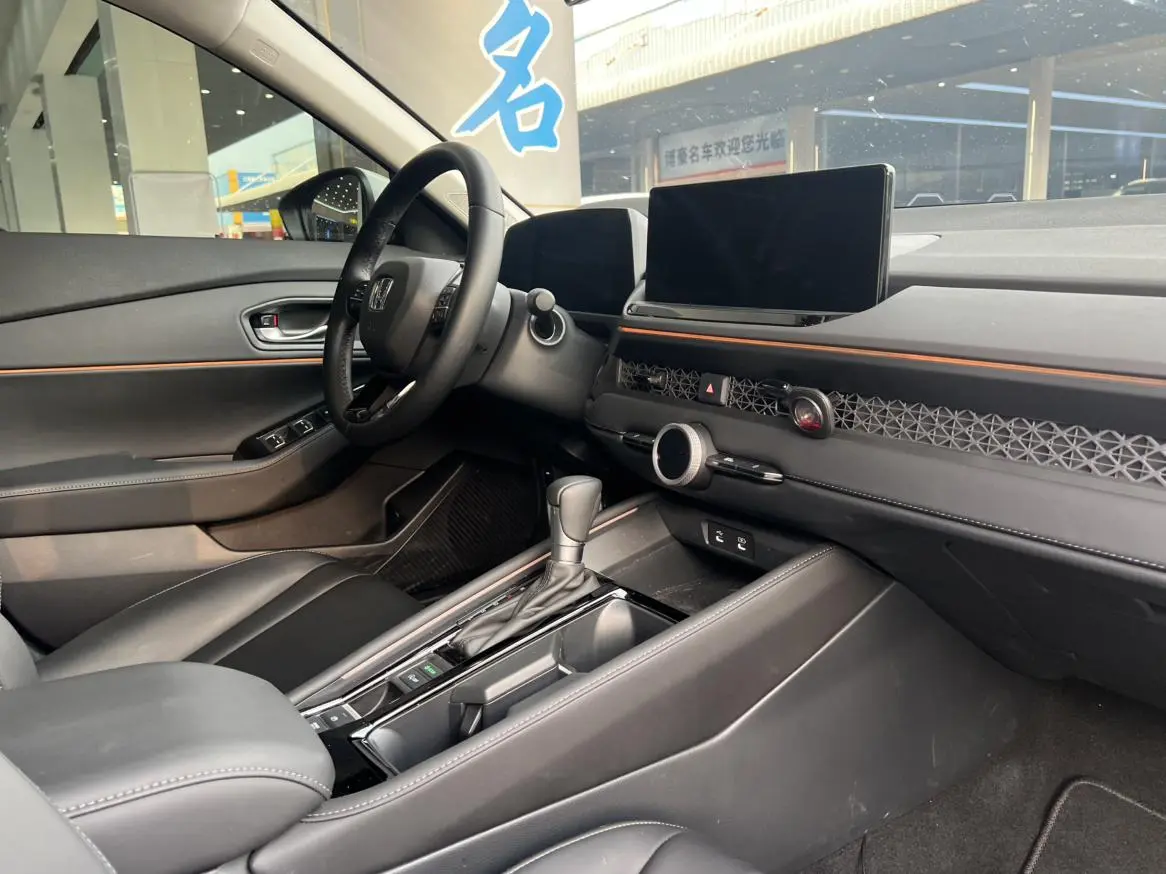 Honda Accord 2025 Sharp T Dynamic 260TURBO Luxury