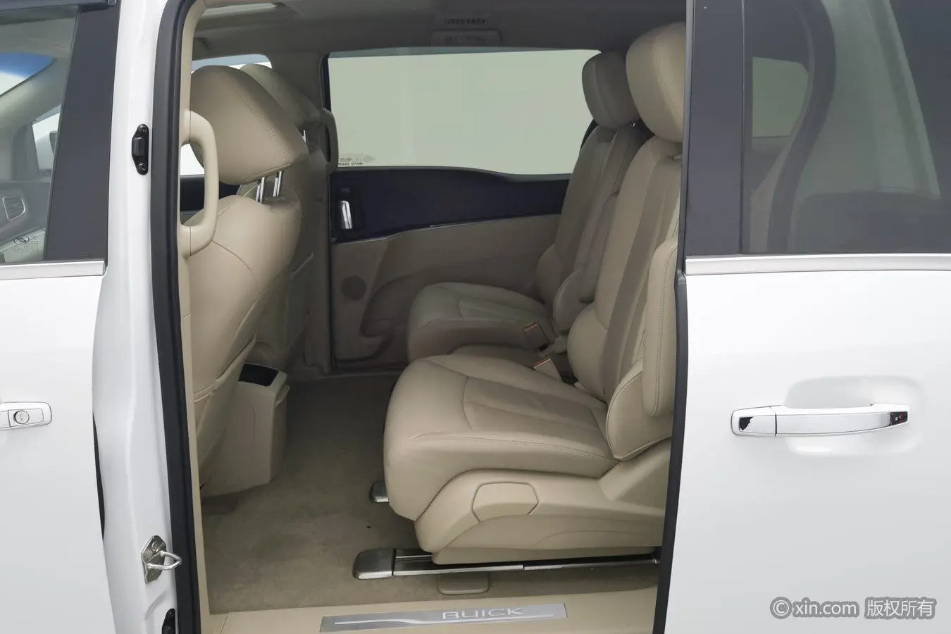 Buick GL8 2018 28T Premium China VI