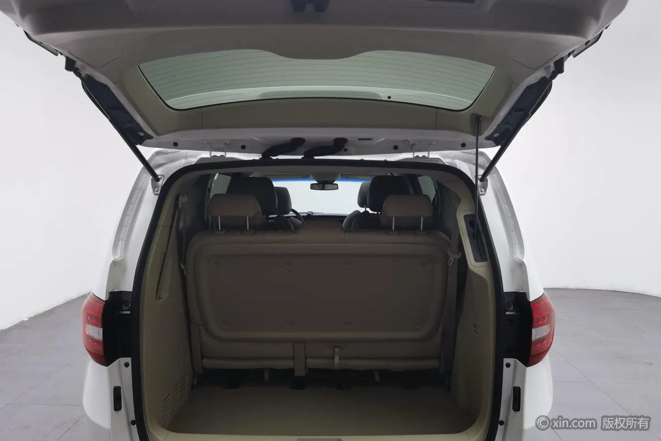 Buick GL8 2018 28T Premium China VI