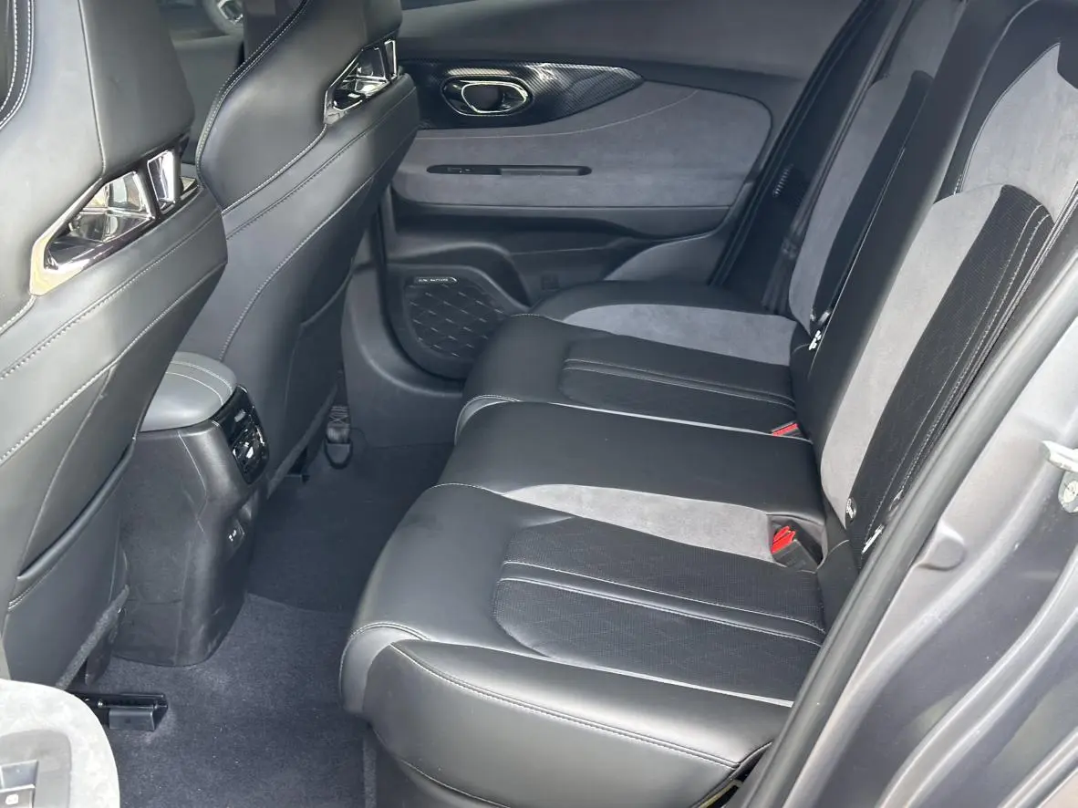 GAC Trumpchi Empow 2023 400T Auto R Pro