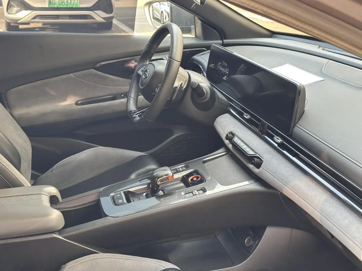 GAC Trumpchi Empow 2023 400T Auto R Pro