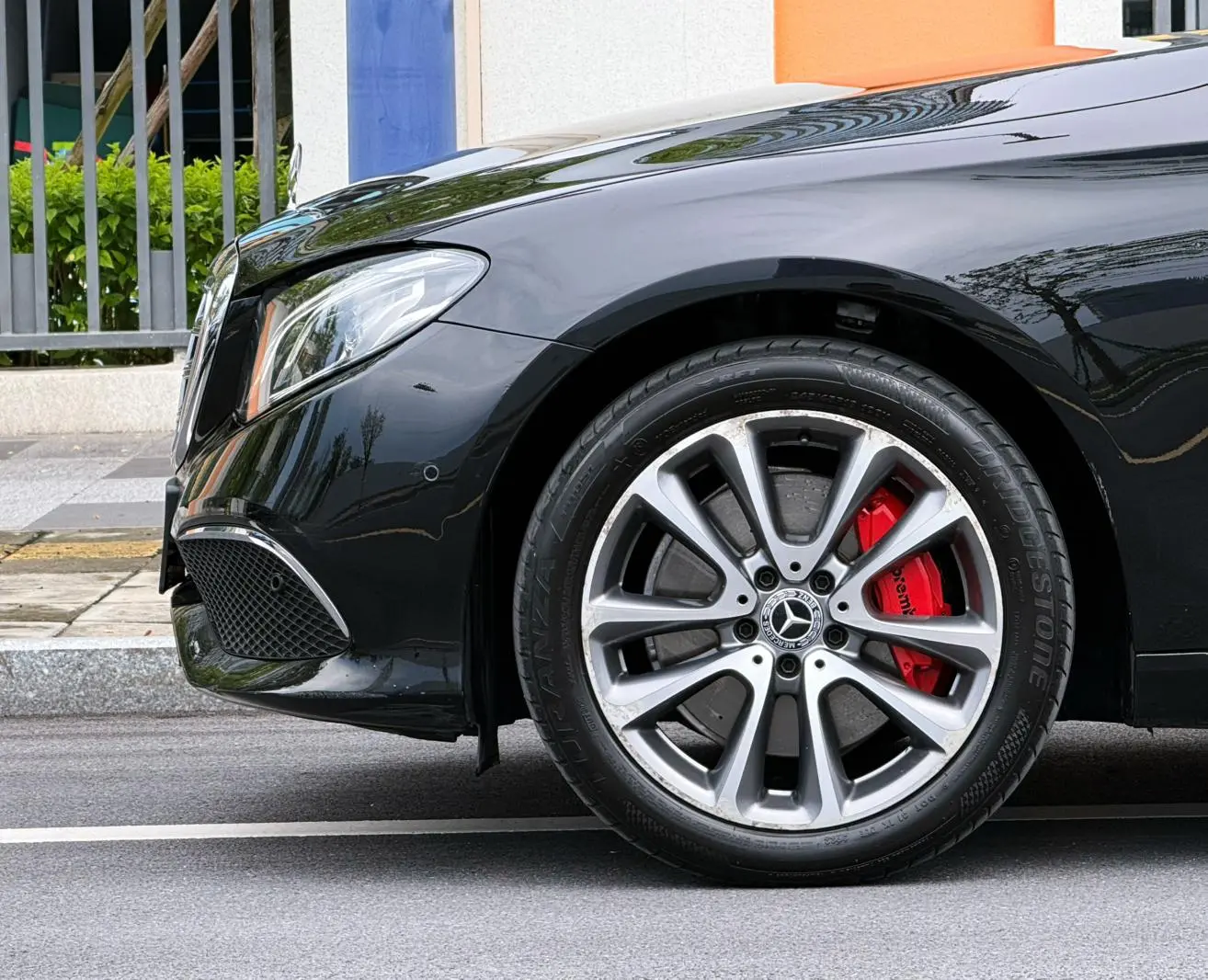 Mercedes-Benz E Class 2018 E 300 L Luxury