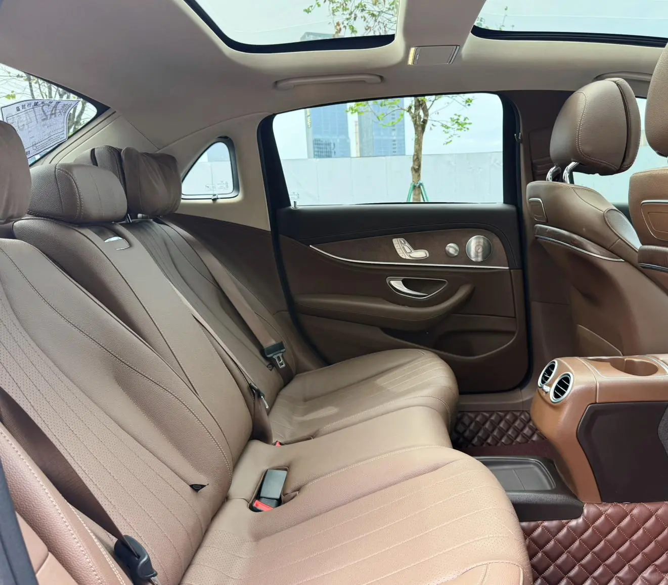Mercedes-Benz E Class 2018 E 300 L Luxury