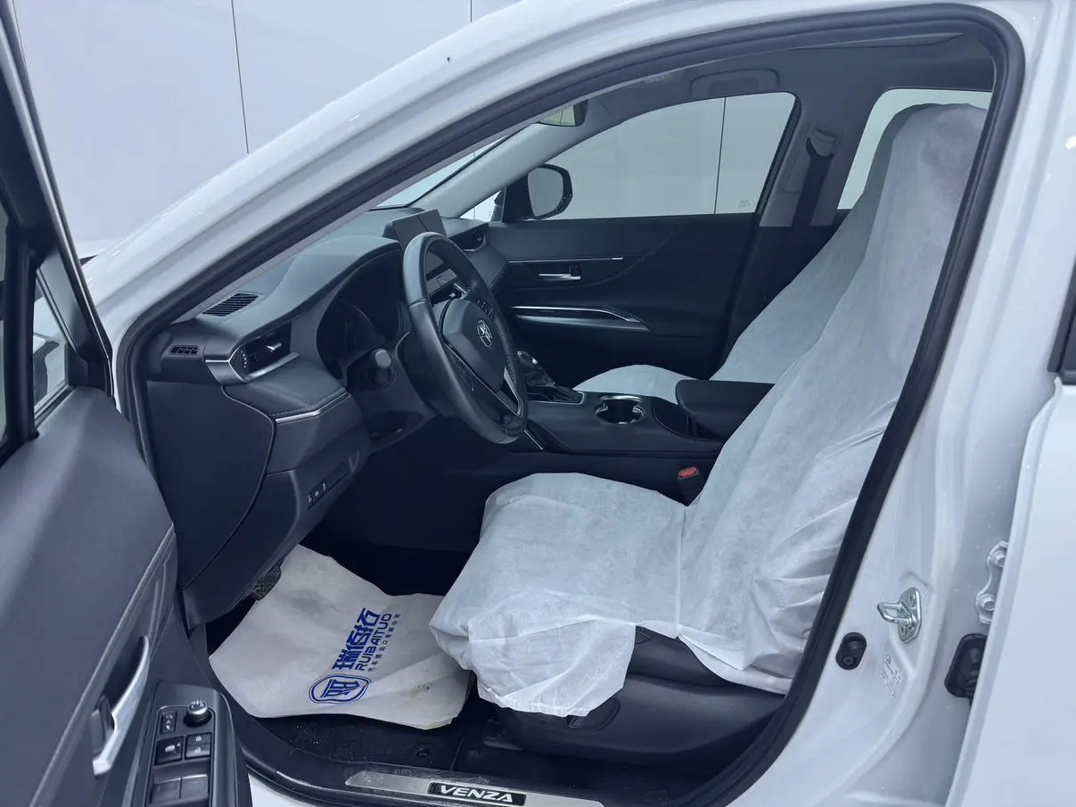 Toyota 2023 2.0L CVT 2WD Luxury