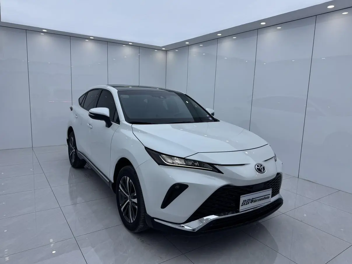 Toyota 2023 2.0L CVT 2WD Luxury
