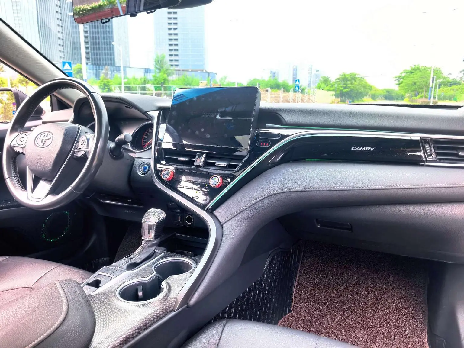 Toyota Camry 2021 2.0S