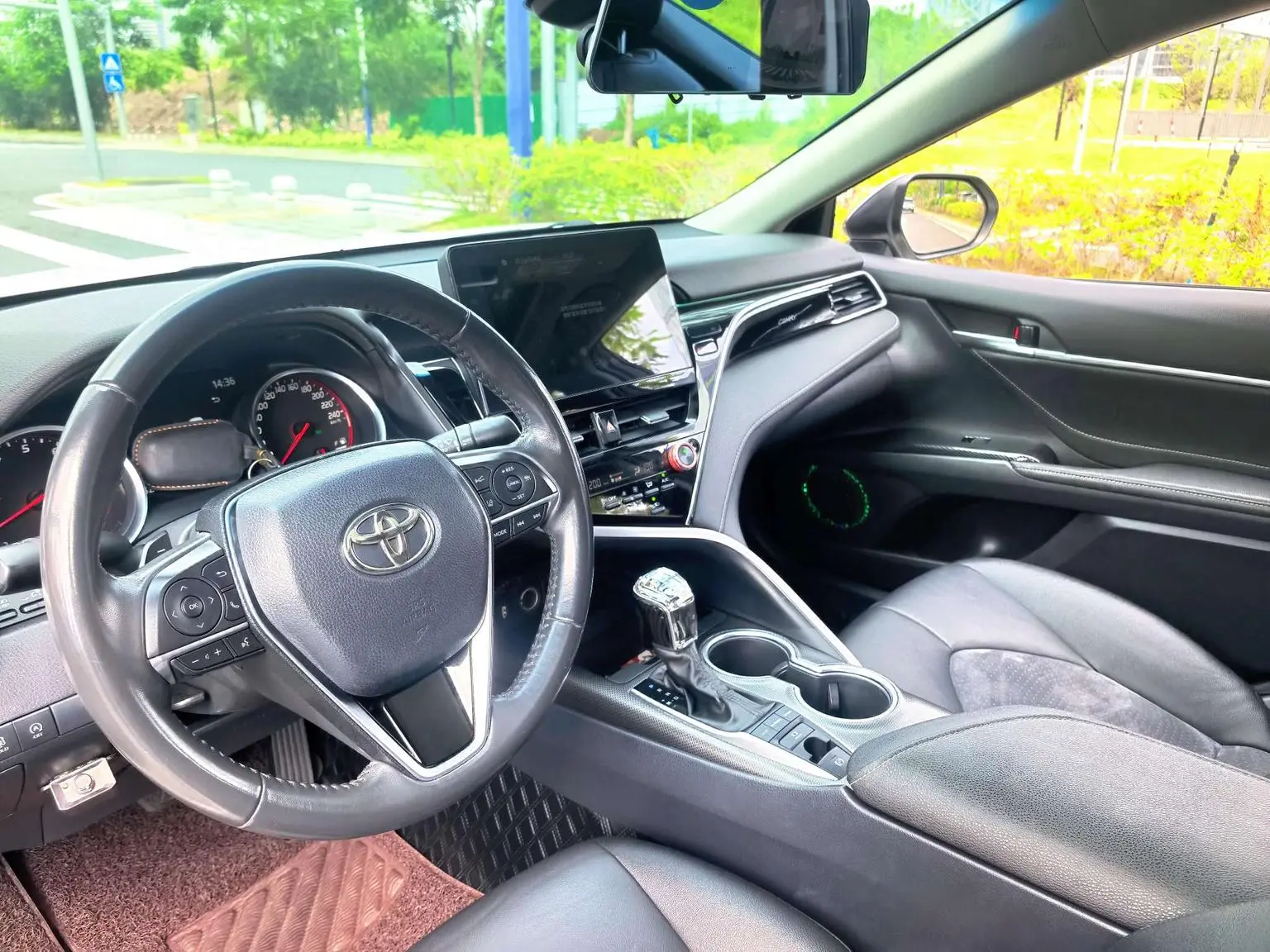 Toyota Camry 2021 2.0S