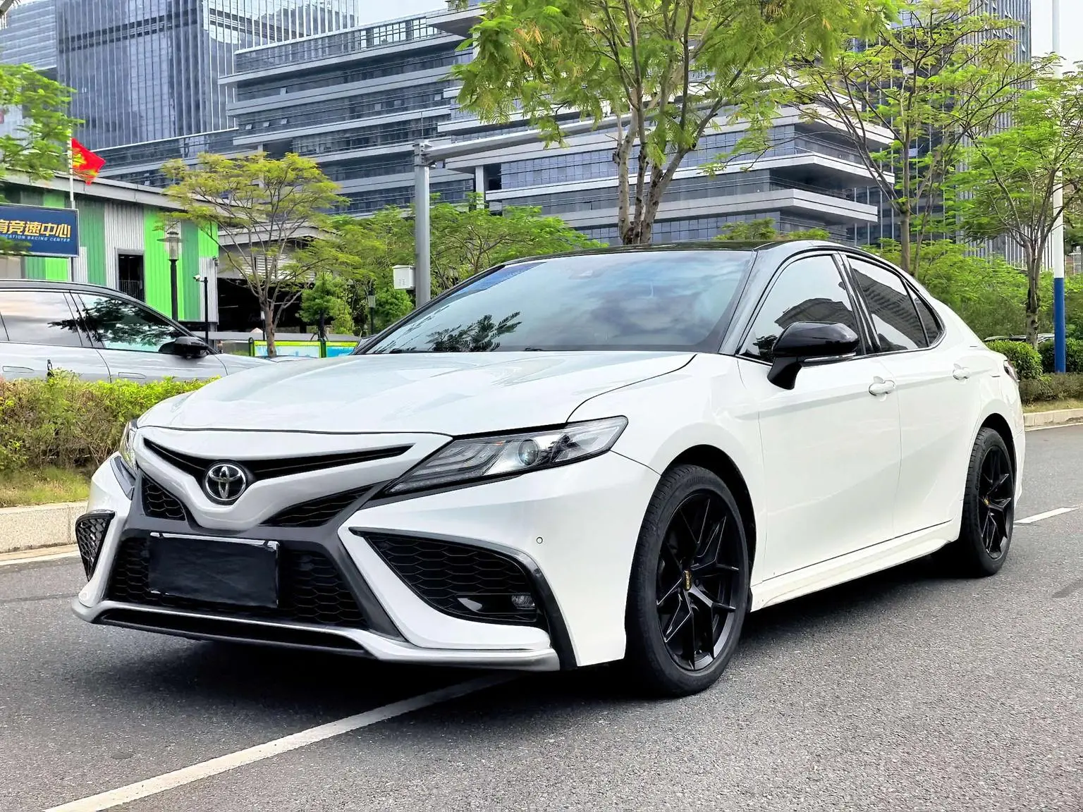 Toyota Camry 2021 2.0S