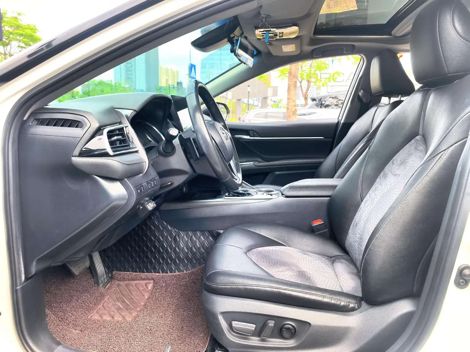 Toyota Camry 2021 2.0S