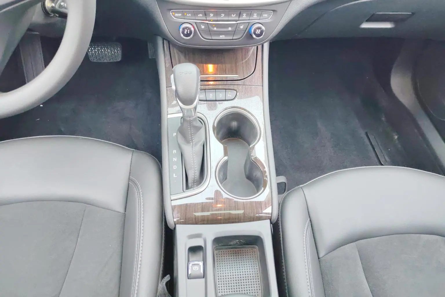 Buick Verano 2019 Sedan 20T DCT Elite