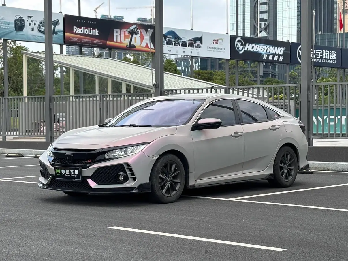 Honda Civic 2019 220TURBO CVT Dynamic Dynamic China VI