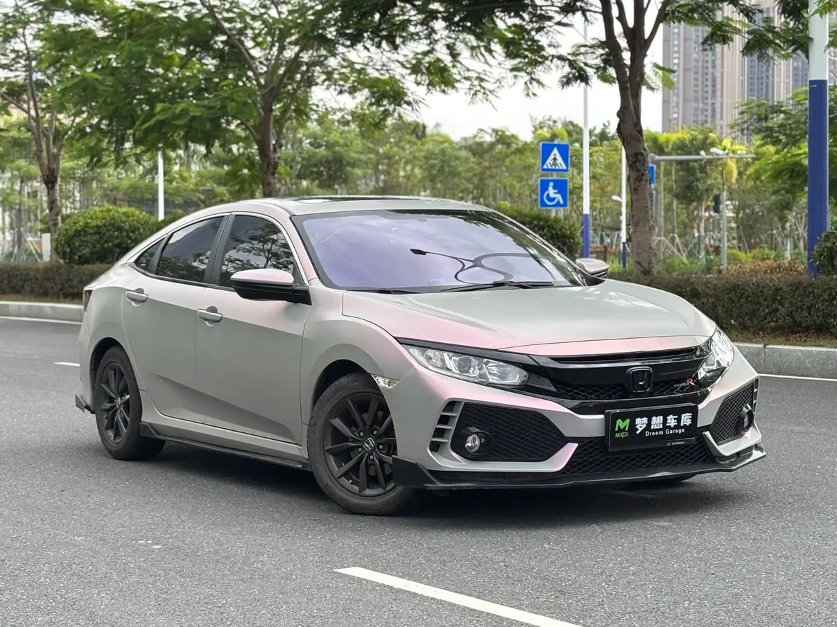 Honda Civic 2019 220TURBO CVT Dynamic Dynamic China VI