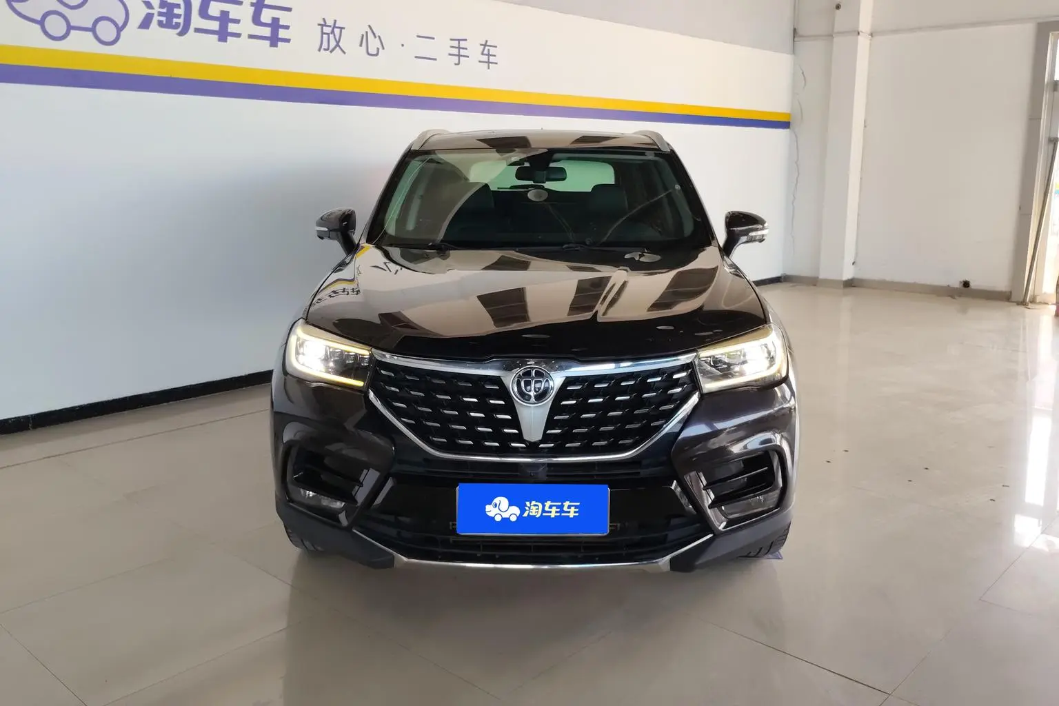 V7 2018 280T Auto Luxury 5 seat