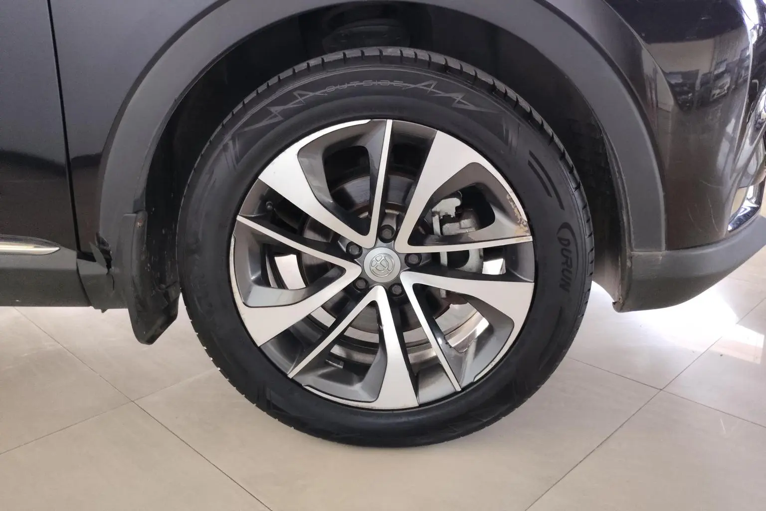 V7 2018 280T Auto Luxury 5 seat