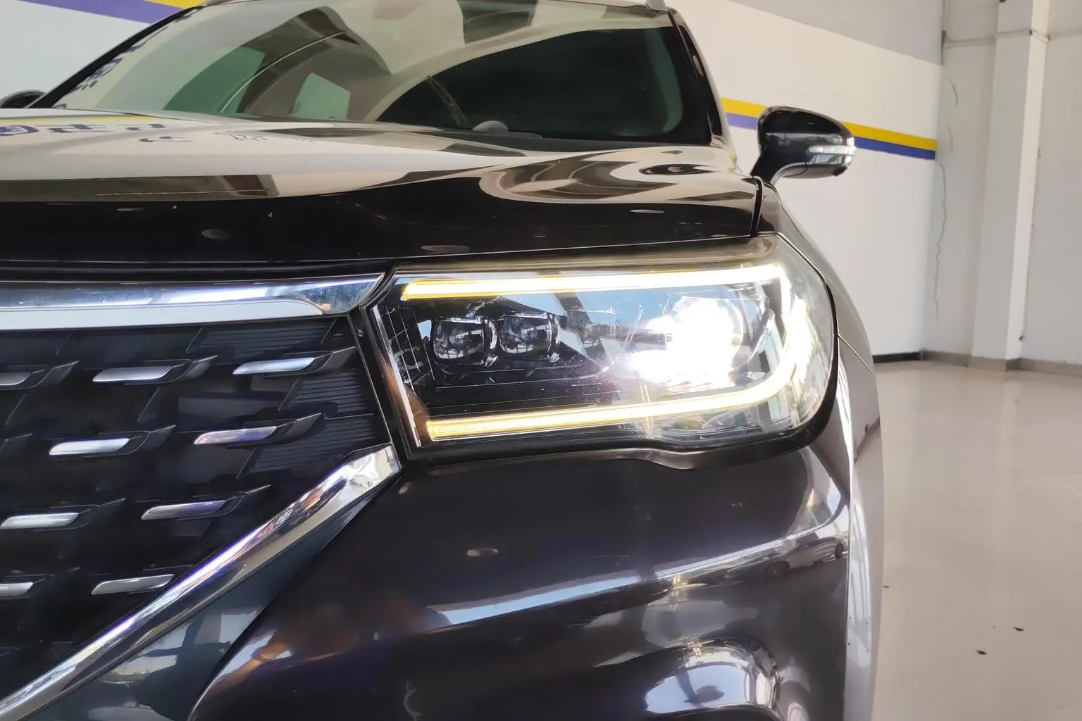 V7 2018 280T Auto Luxury 5 seat