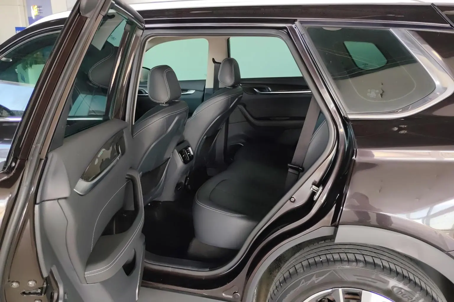 V7 2018 280T Auto Luxury 5 seat