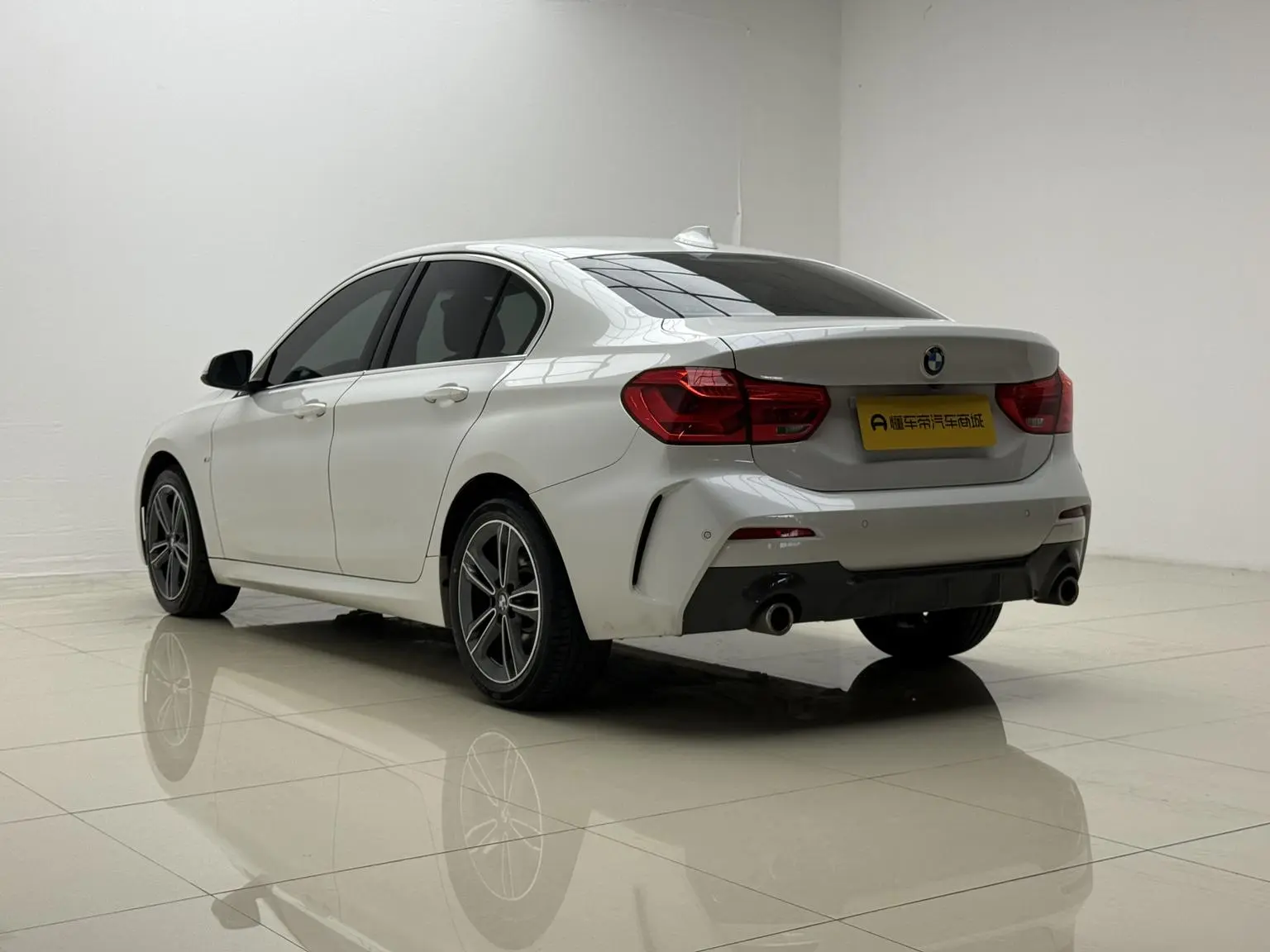 BMW 1 Series 2021 120i M Sport