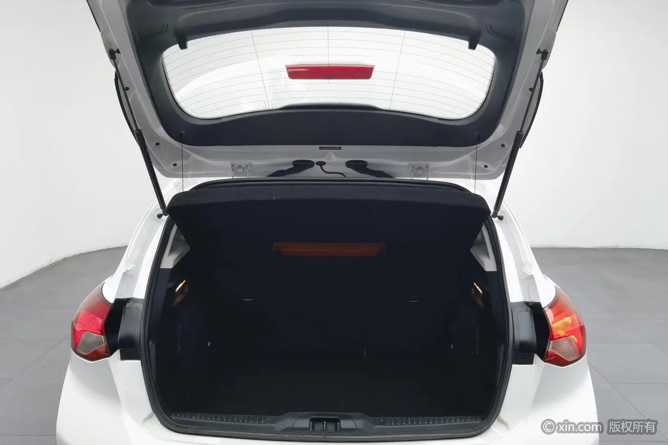 Ford Focus 2020 Hatchback EcoBoost 180 Auto