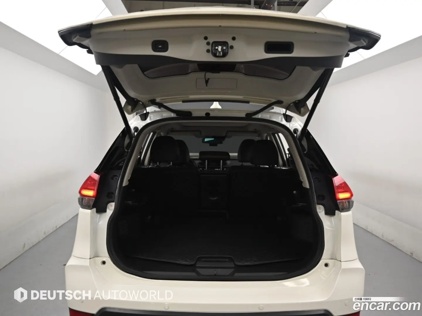 Nissan X-Trail 2.5 Tech 4WD