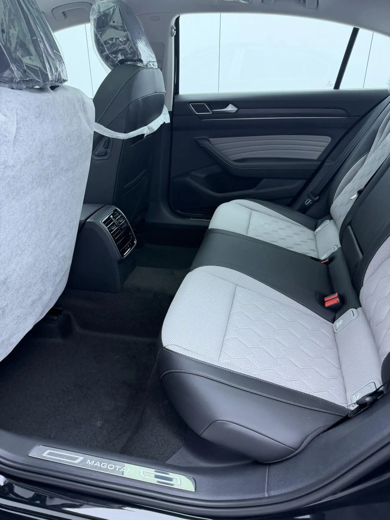 Volkswagen Magotan 2025 Facelift 280TSI DSG Luxury