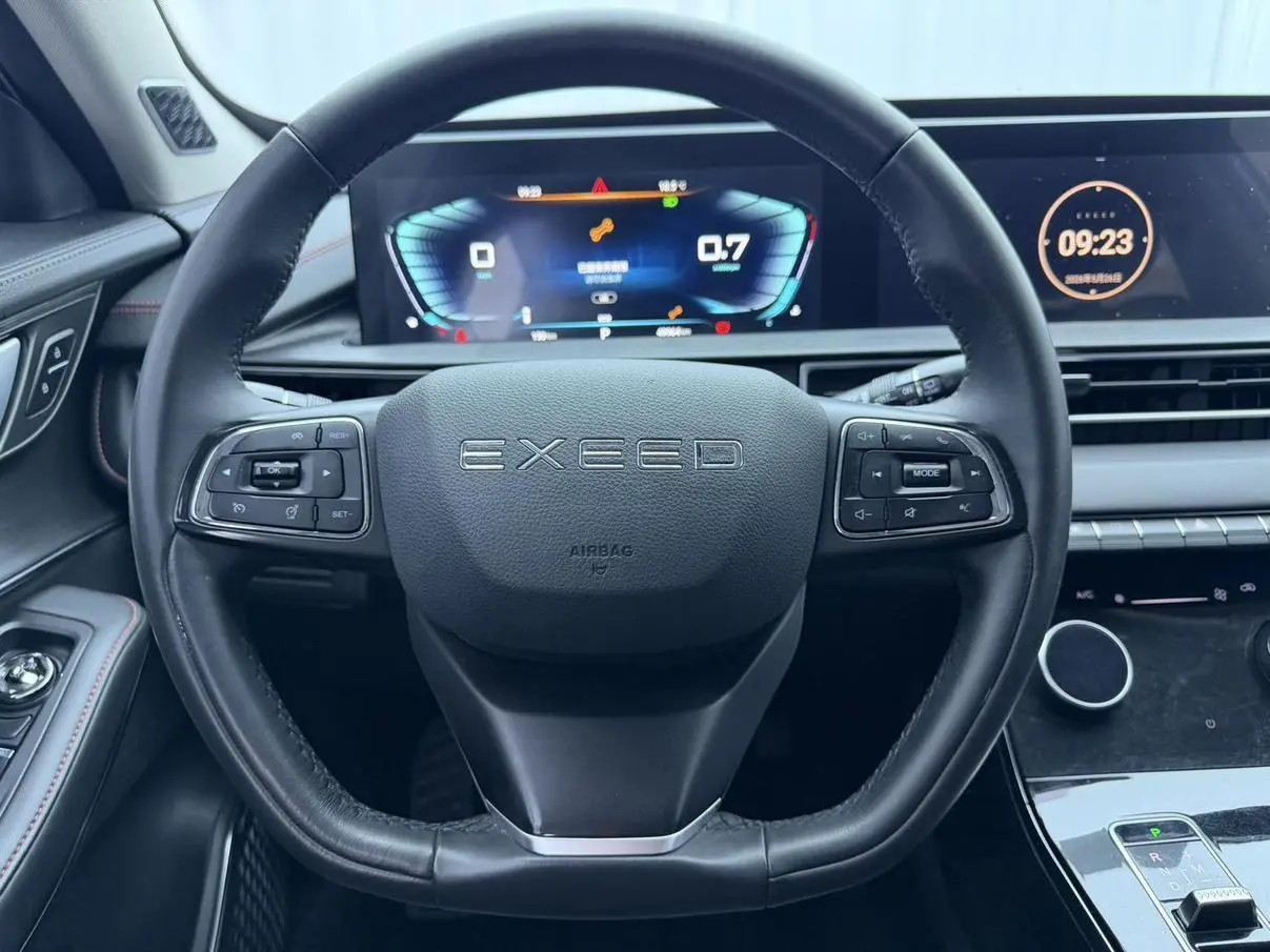 Volkswagen Magotan 2025 Facelift 280TSI DSG Luxury