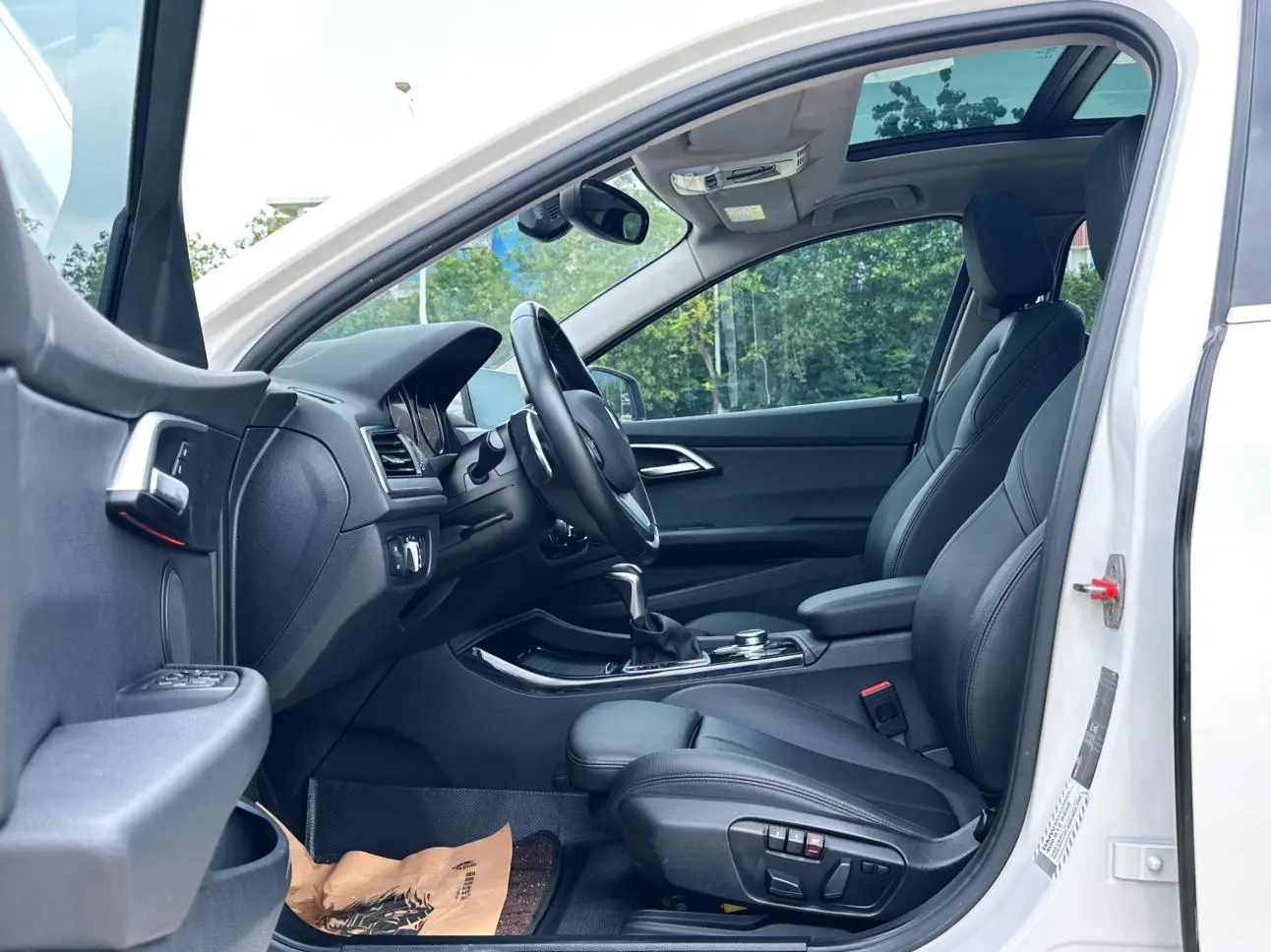 BMW 1 Series 2018 120i Design Package