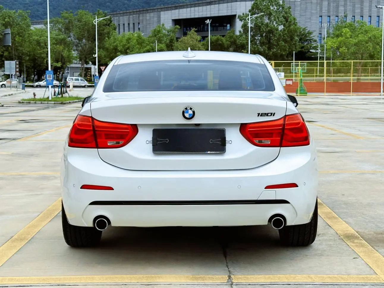BMW 1 Series 2018 120i Design Package