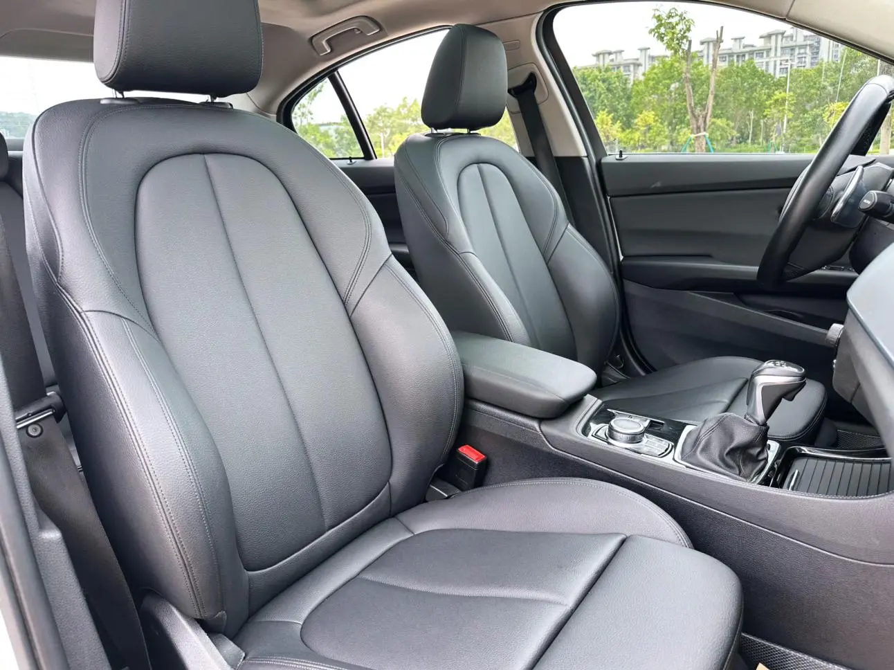 BMW 1 Series 2018 120i Design Package
