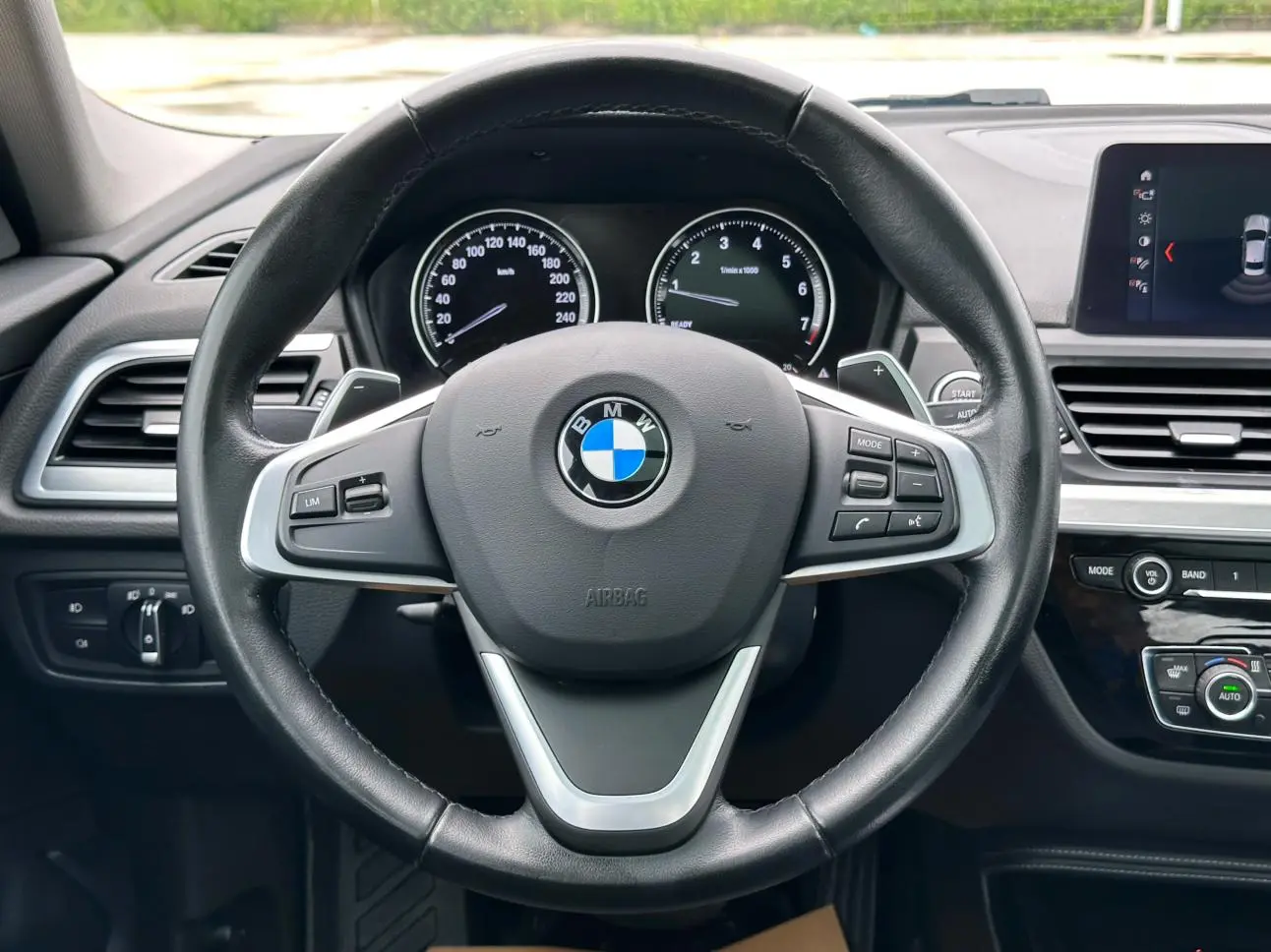 BMW 1 Series 2018 120i Design Package