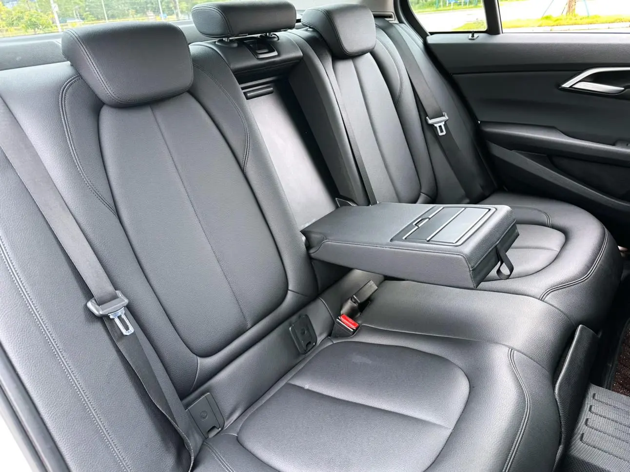 BMW 1 Series 2018 120i Design Package
