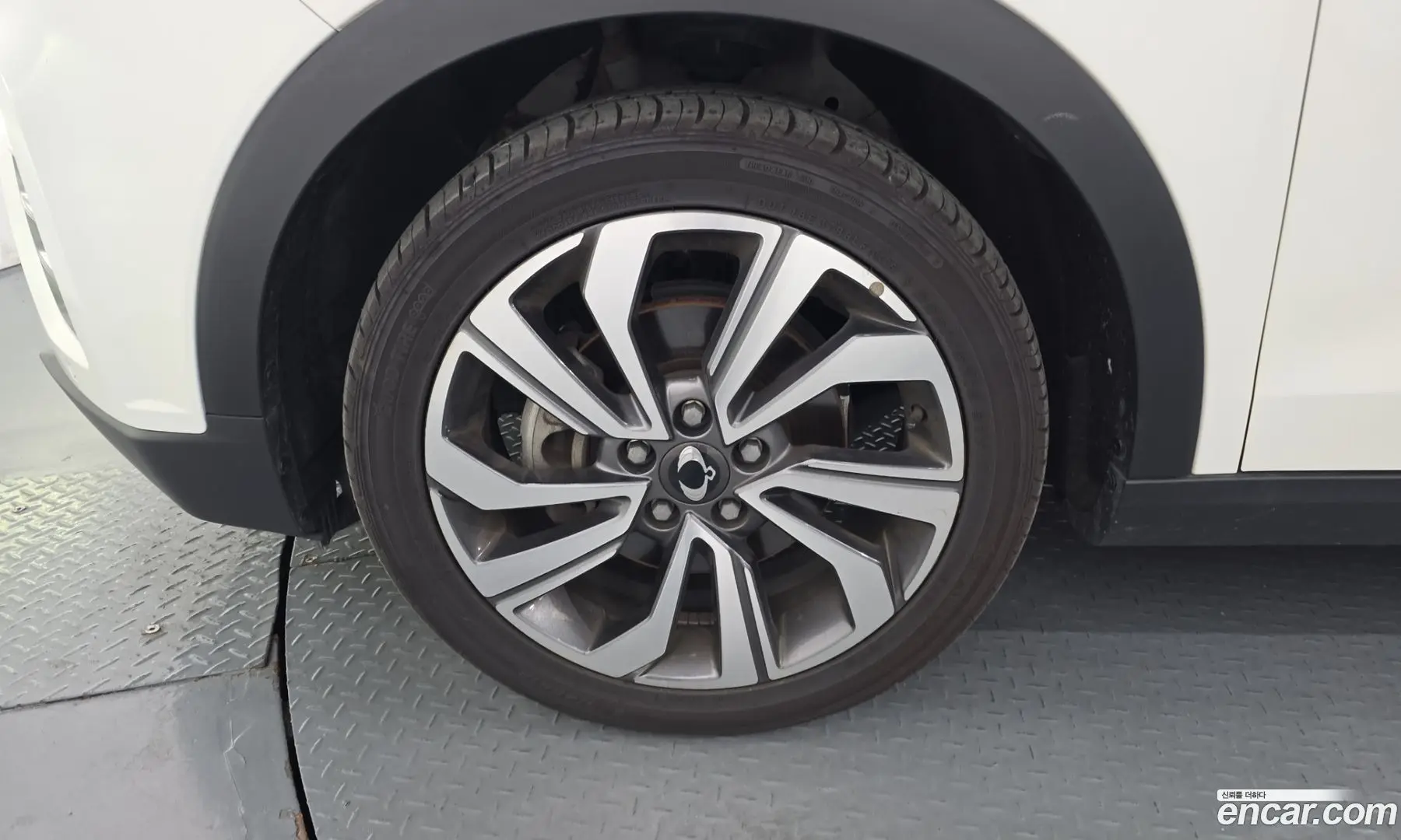 KG Mobility TIBOLI Gasoline 1.5 2WD 2019