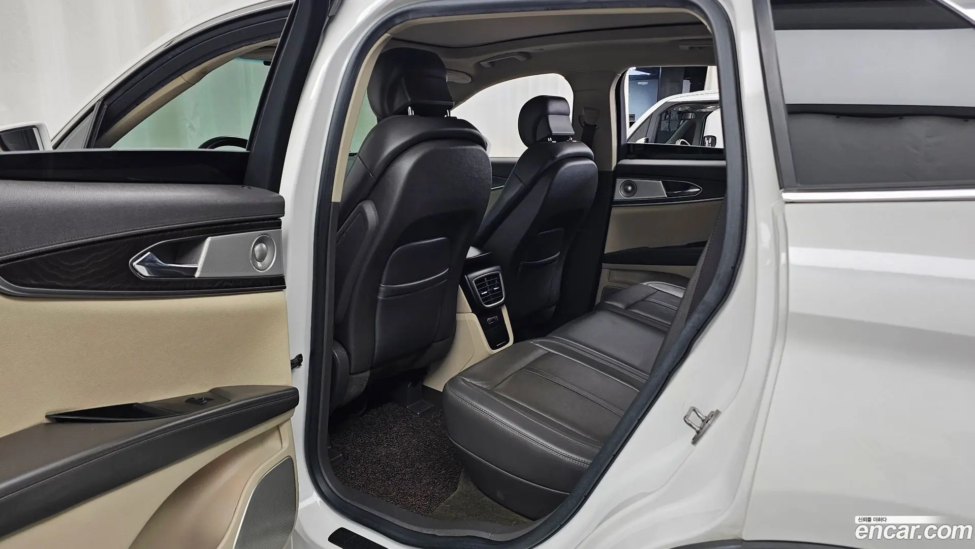 Lincoln Nautilus 2.7 202A AWD