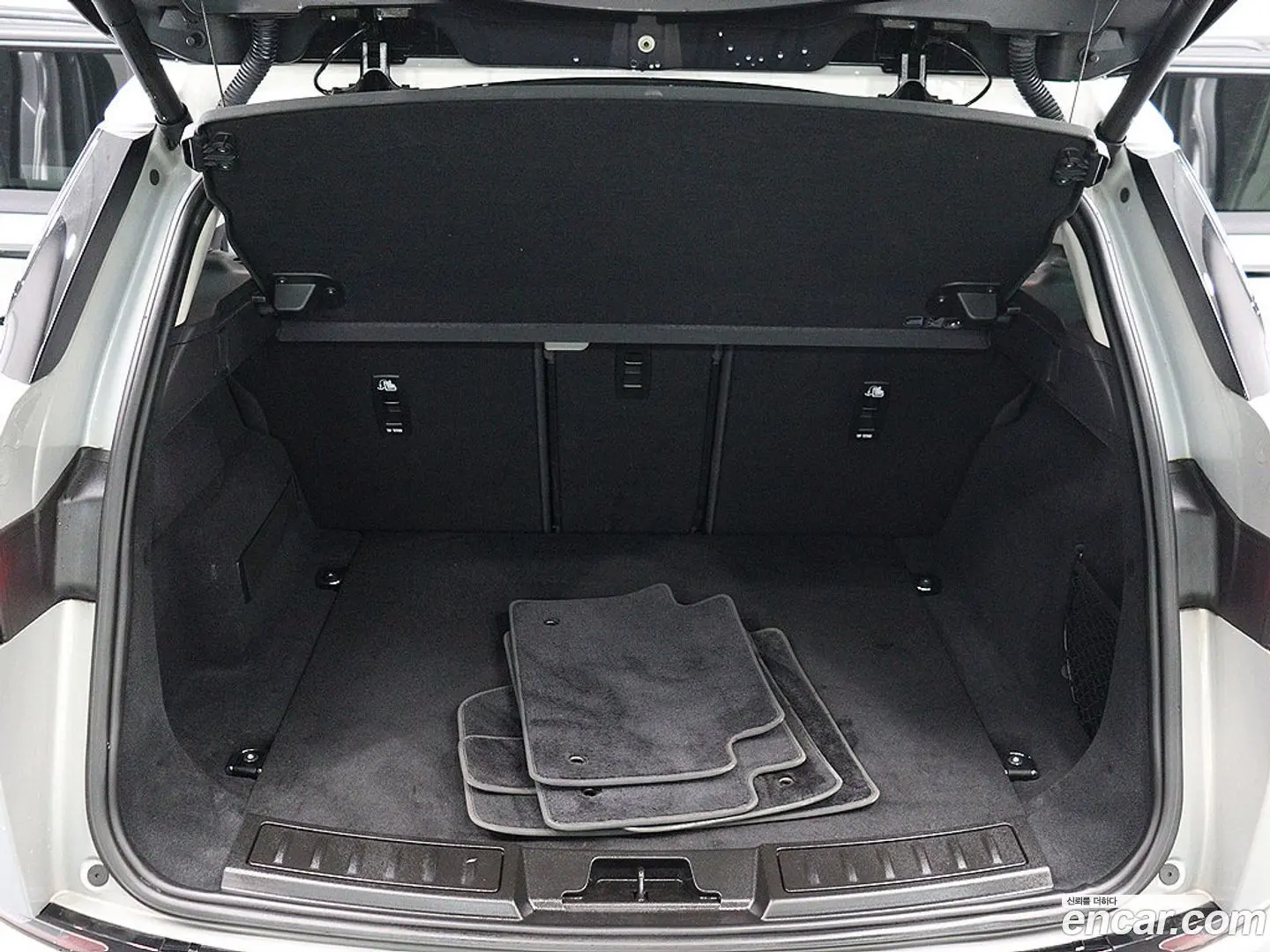 Land Rover Range Rover Evoque P250 S