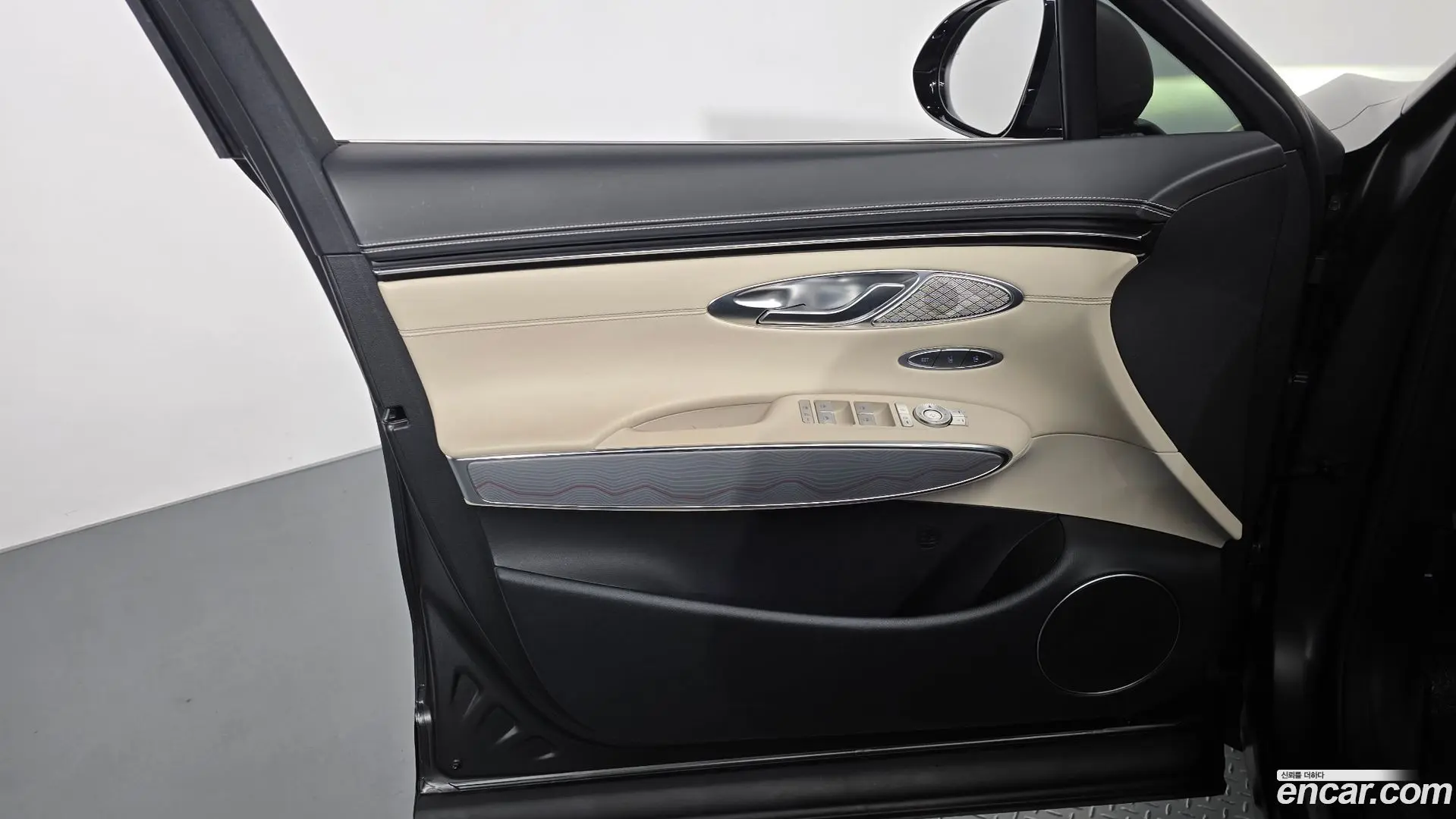 Genesis GV70 2.5T Gasoline 2WD