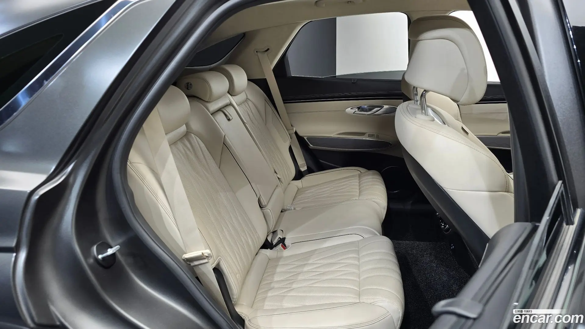 Genesis GV70 2.5T Gasoline 2WD