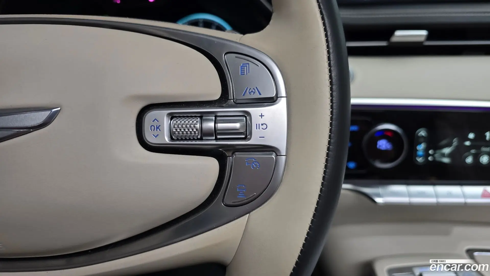 Genesis GV70 2.5T Gasoline 2WD