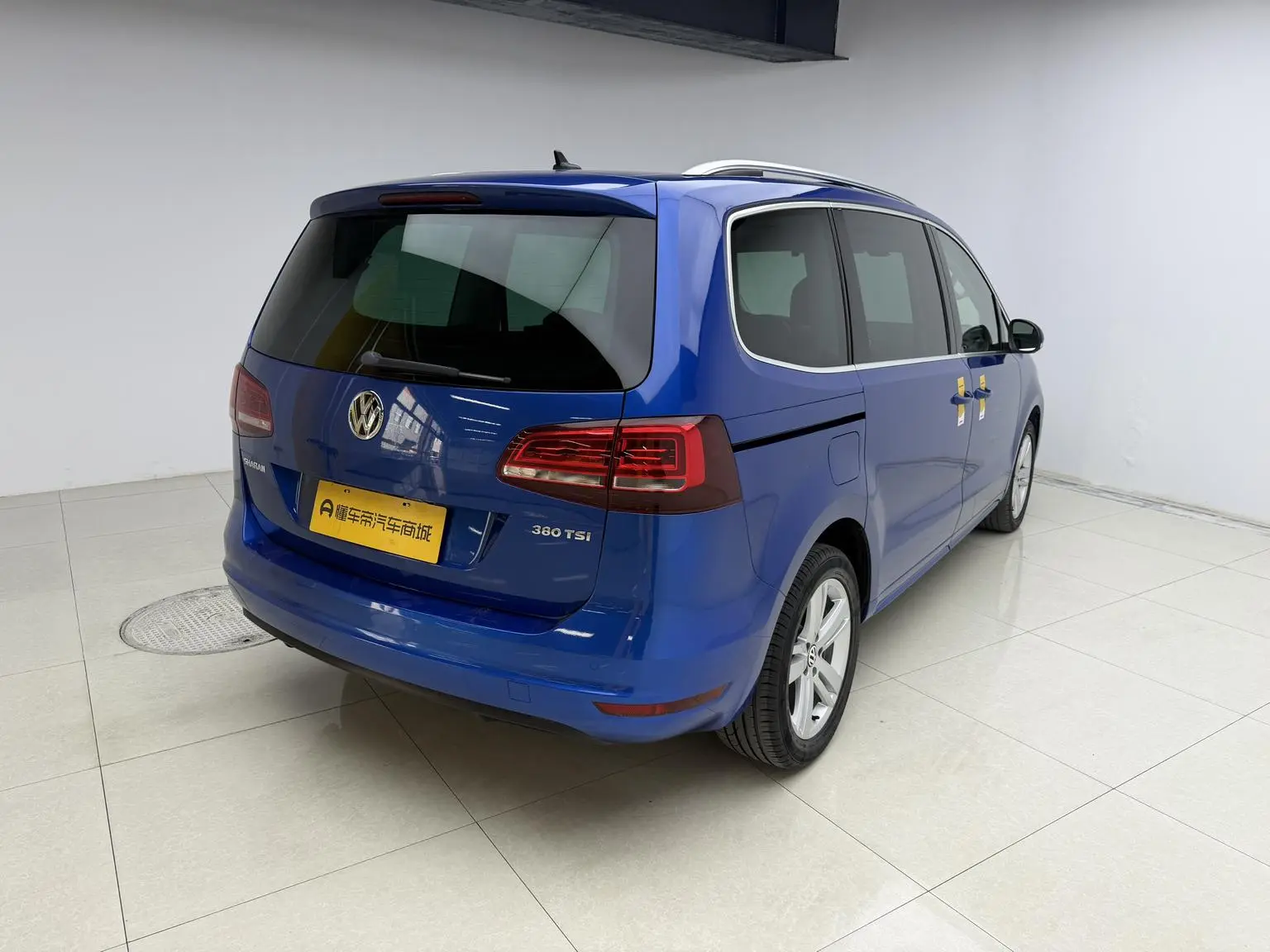 Volkswagen Sharan 2018 Facelift 380TSI 6 seat