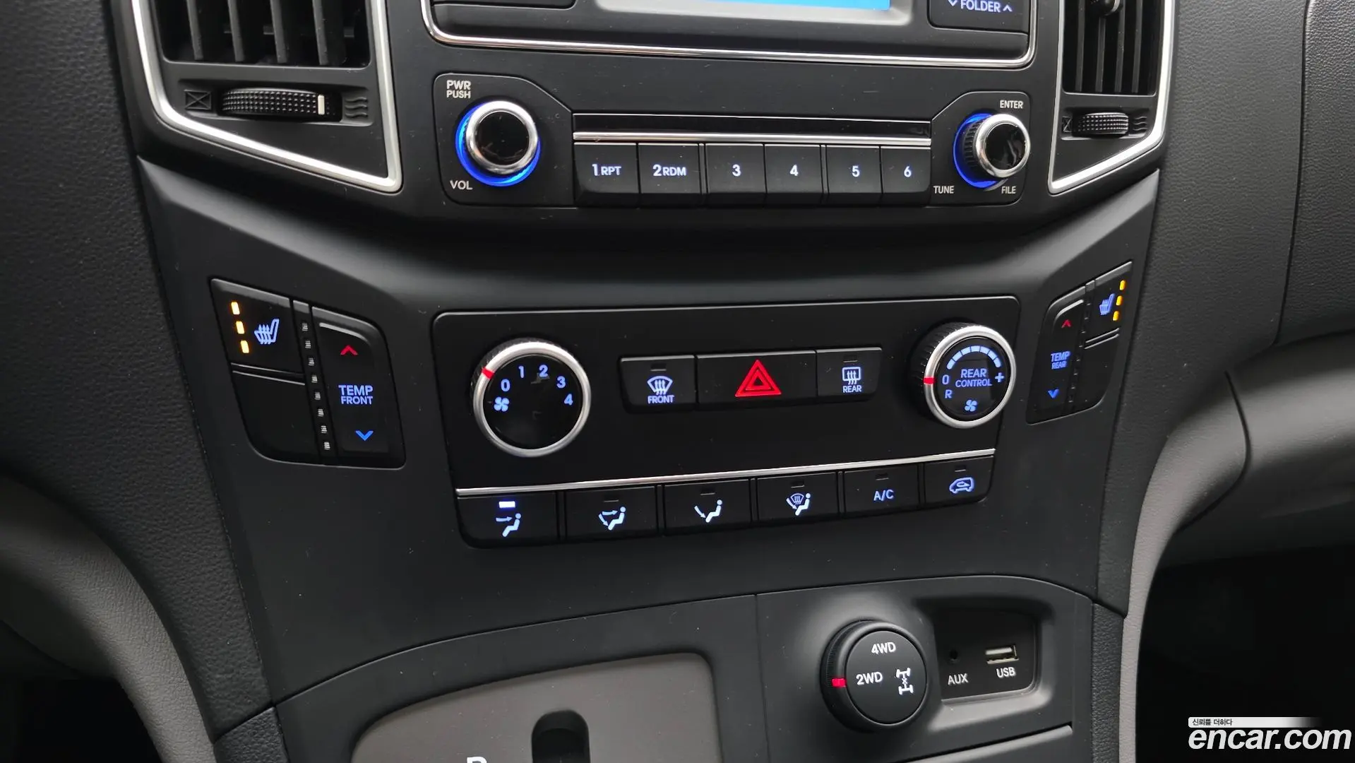 Hyundai Starex 4WD Wagon 11-Seater