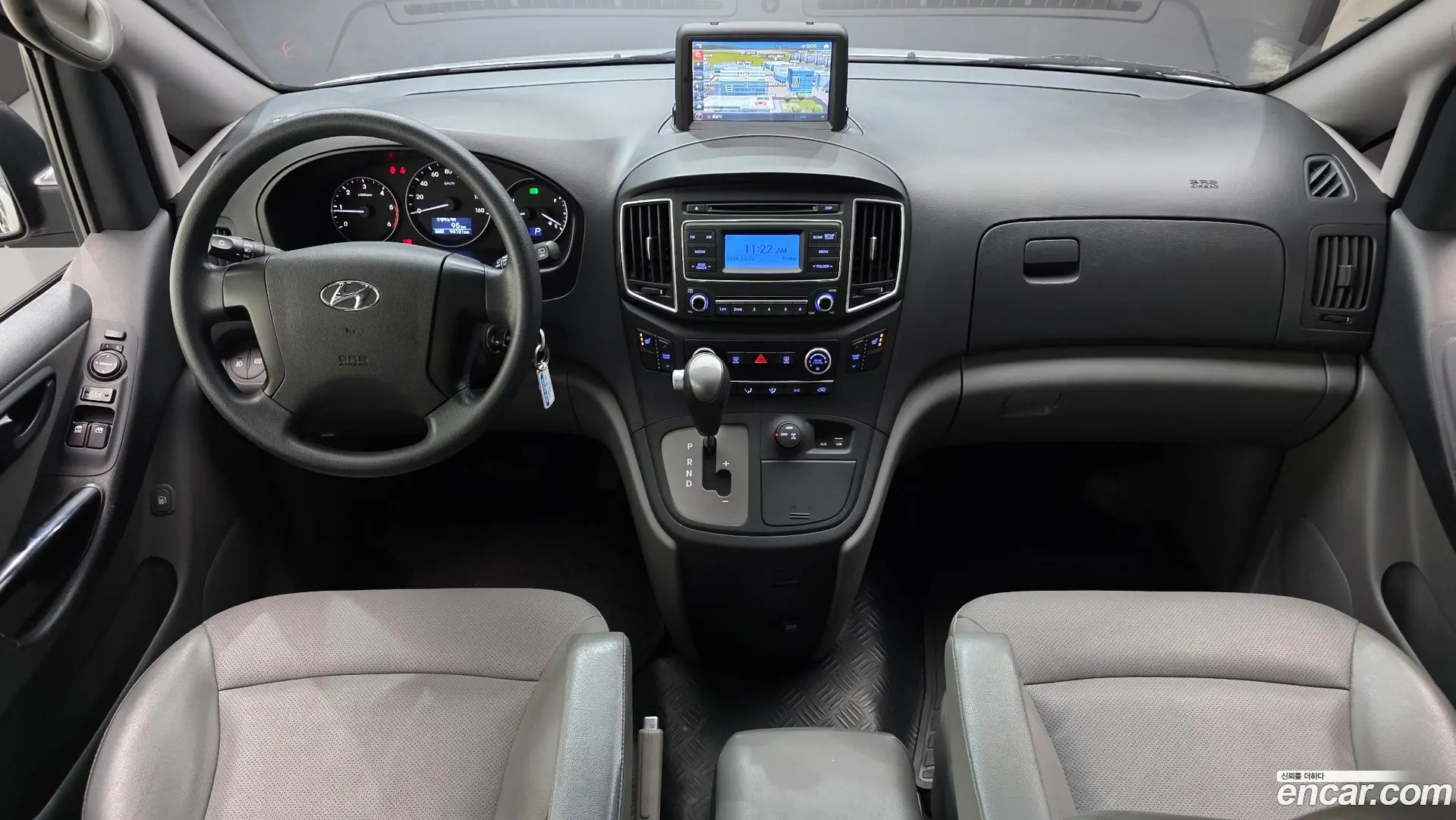 Hyundai Starex 4WD Wagon 11-Seater