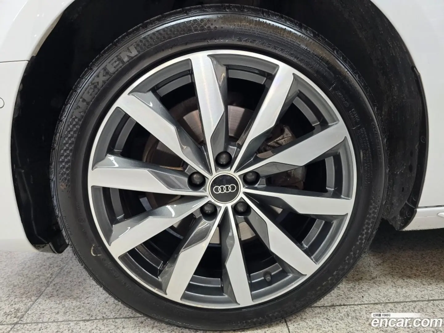 Audi A4 40 TFSI Premium