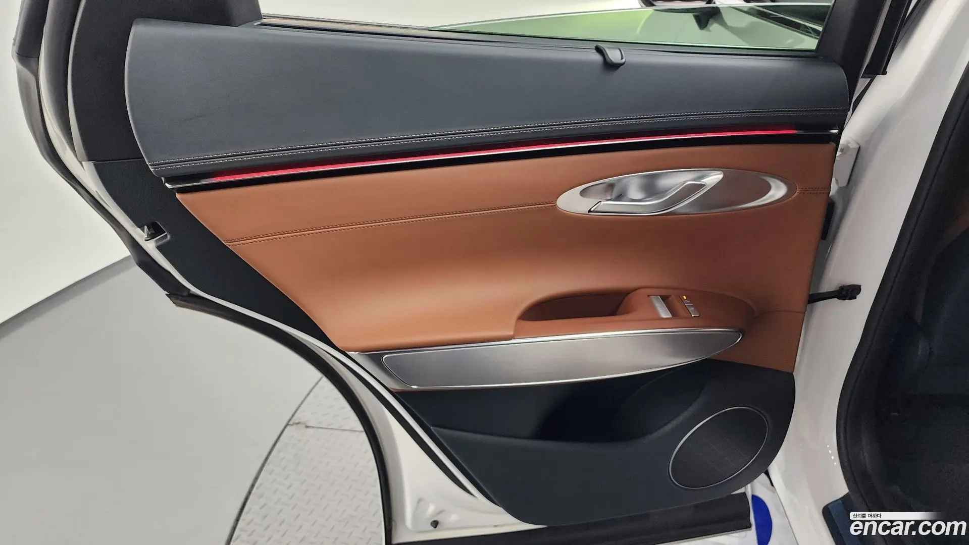 Genesis GV70 2.5T Gasoline 2WD