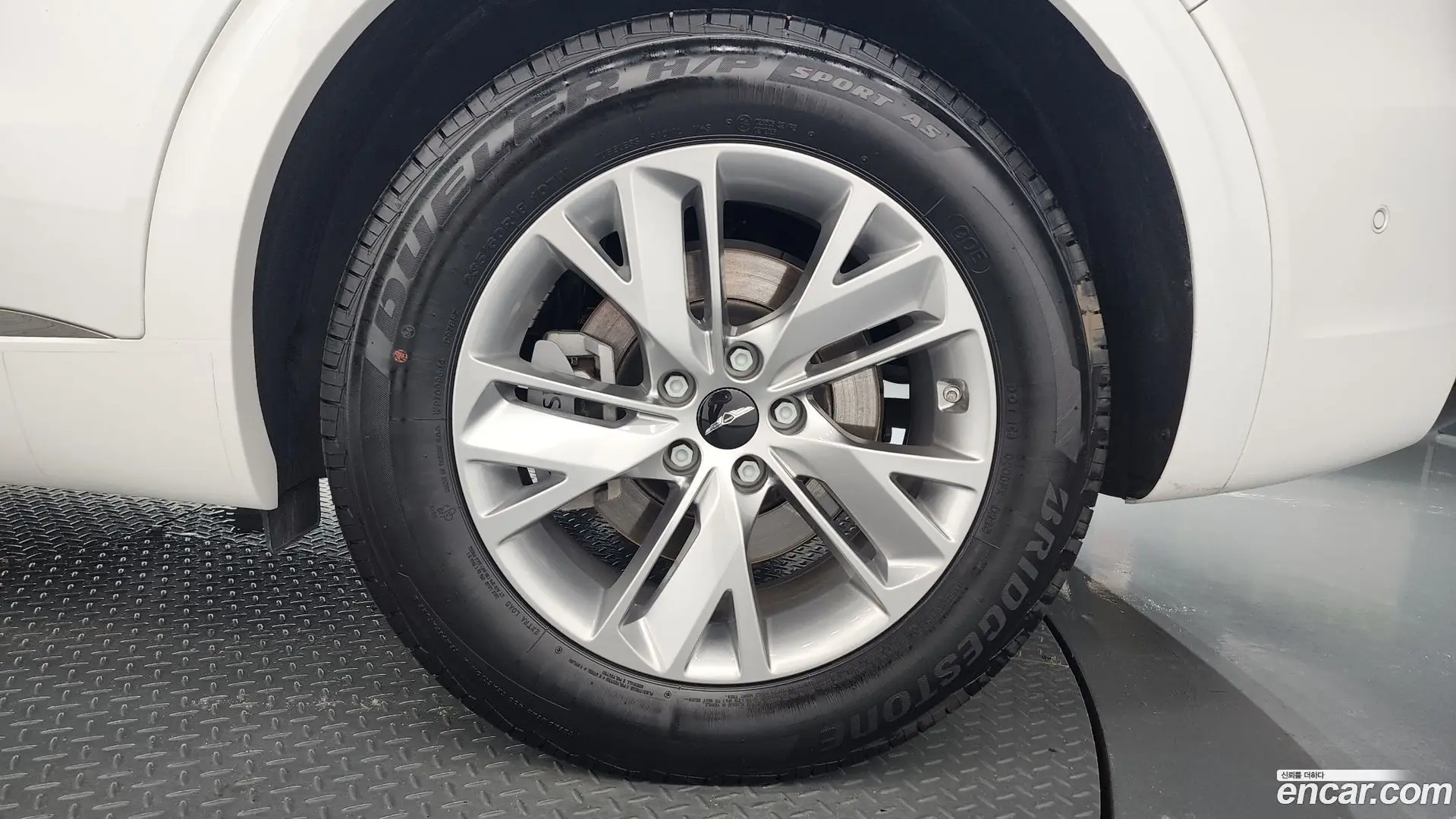 Genesis GV70 2.5T Gasoline 2WD