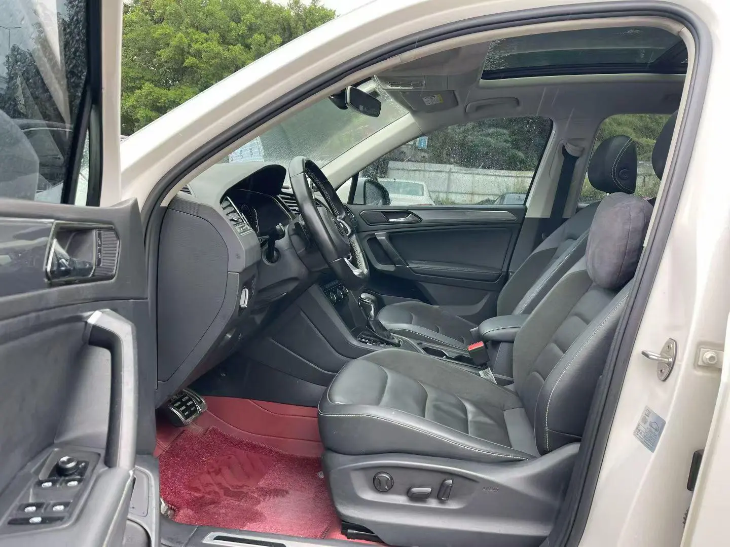 Volkswagen Tiguan L 2021 330TSI Auto 2WD R-Line Premium Enjoy