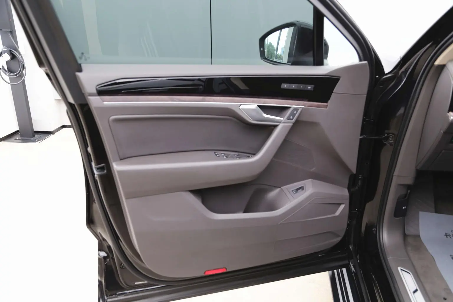 Volkswagen Touareg 2019 3.0TSI Sharp China V