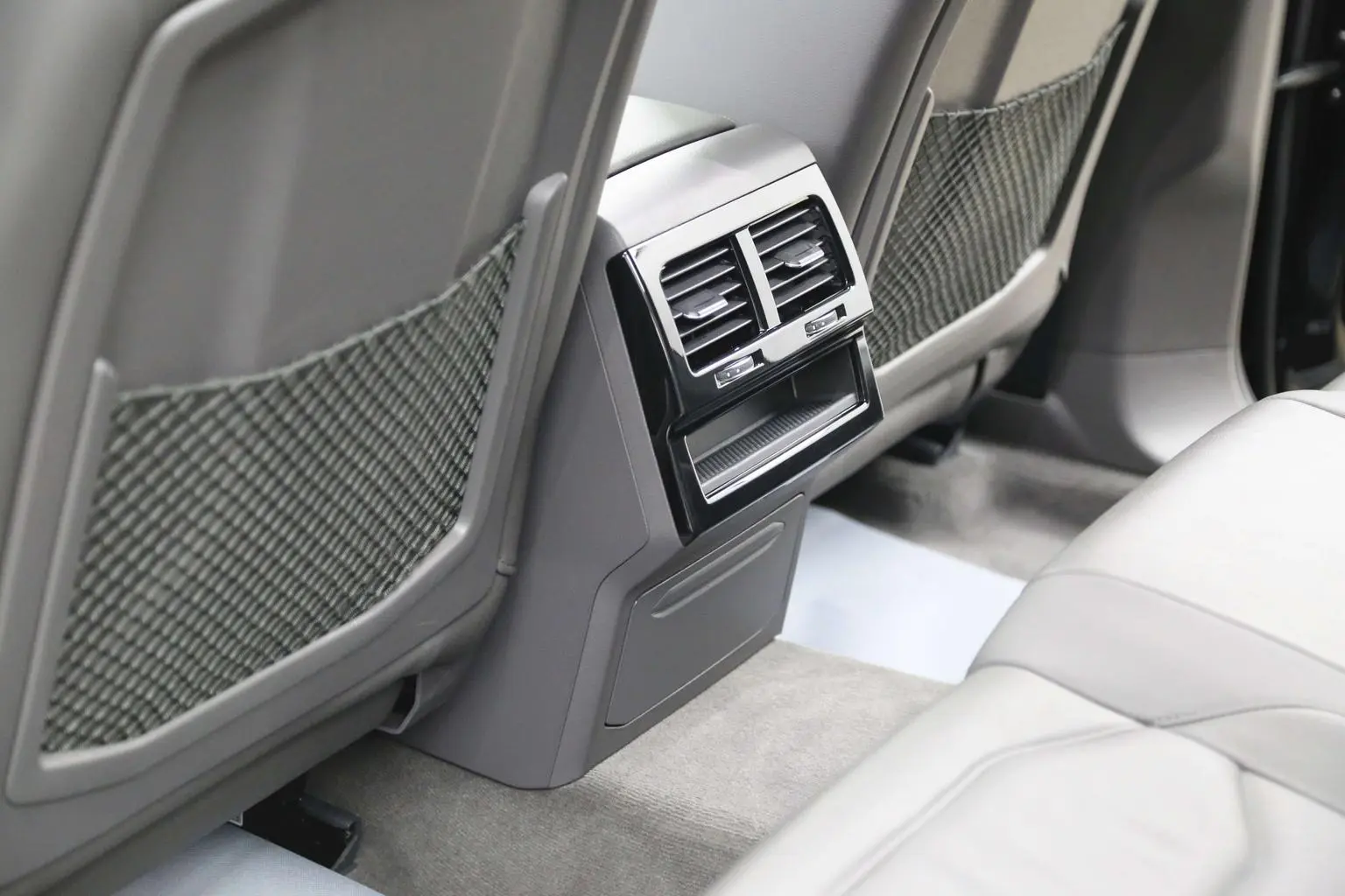 Volkswagen Touareg 2019 3.0TSI Sharp China V